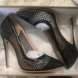 Black GenShuo heels